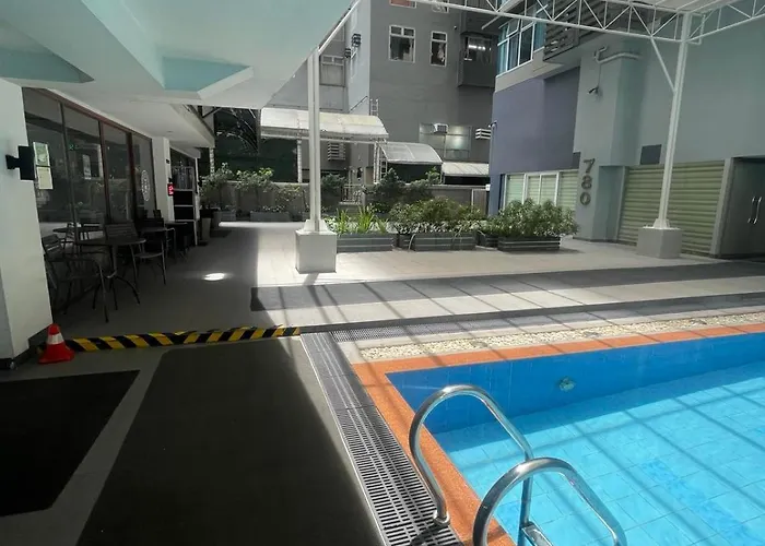 Antel Residences 10e Apartment *