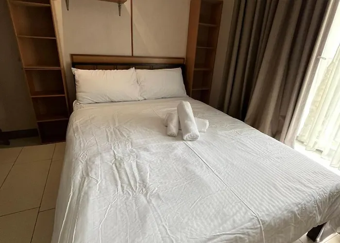 Antel Residences 10e Apartment *