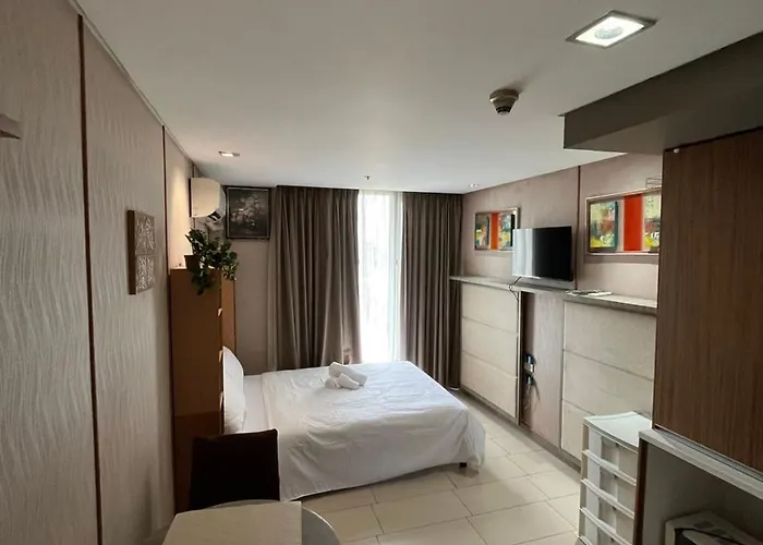 Apartment Antel Residences 10e Manila